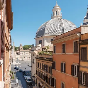 piazza-del-popolo-apartment-with-view.it-romehotels.com/