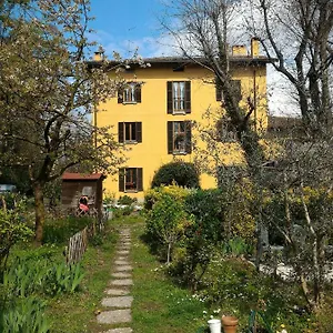 Appartement Iris, Villa Guardia