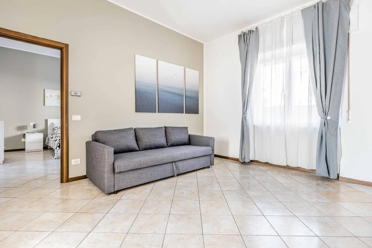 Casa Vacanza Via Sottocorno Busto Arsizio Apartamento