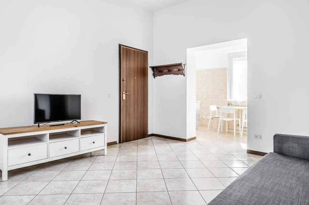 Casa Vacanza Via Sottocorno Busto Arsizio Apartamento