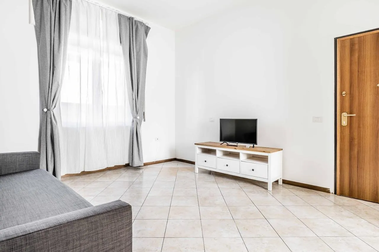 Apartamento Casa Vacanza Via Sottocorno Busto Arsizio Italia